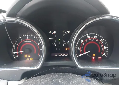 2010 Toyota Highlander Base V6 z USA, uszkodzony, nr VIN JTEZK3EH2A2104914